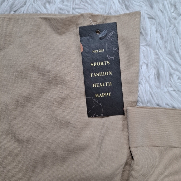 Lot 2 Hey Girl Bottom Sports Tummy Control Women's Shorts Seamless Beige Size L - Picture 2 of 8